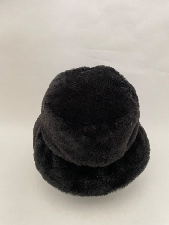 Alo Yoga Black Faux Fur Starstruck Bucket Hat Size Small / Medium, Athleisure main image 4